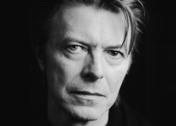 The Stars (Are Out Tonight) – Bowie’s Return