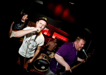 Dog Will Hunt – The Colours