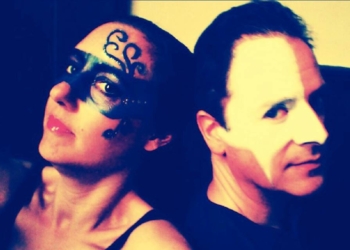 Yearning Curve – Blonde On the Inside