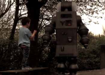 Watch: A Plastic Rose – ‘Someone’s Daughter’