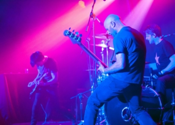 Fighting With Wire / Stillpoint