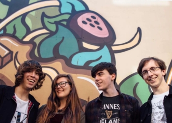 brand new friend – American Wives