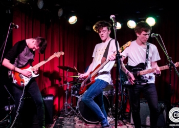 Premiere: Little Arcadia – Lights