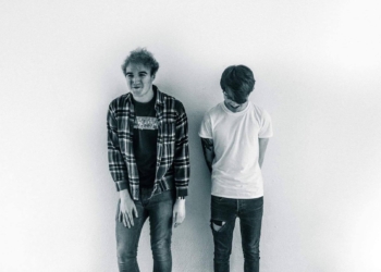 Premiere: WASPS – Godzilla is Dead