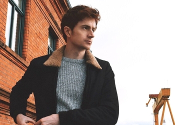 Watch: Dean Ward – Comfortable