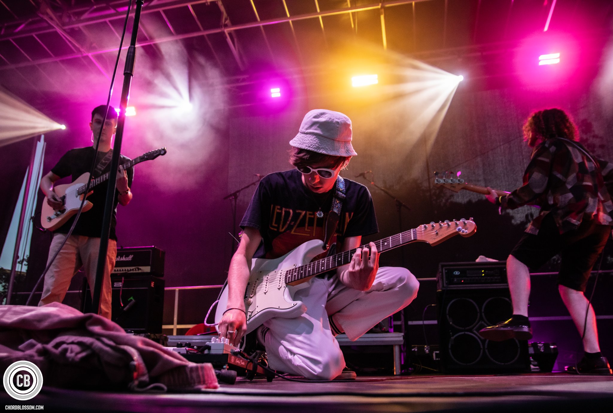 Lemonade Shoelace - Dig With It - Photography by Jonah Gardner