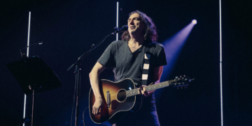 Gary Lightbody - Snow Patrol - Open House Festival 2022 - Photography by Jane Donnelly