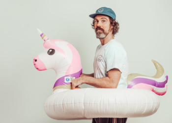 Drew Makes Noise - Photography by Stephen McAvoy